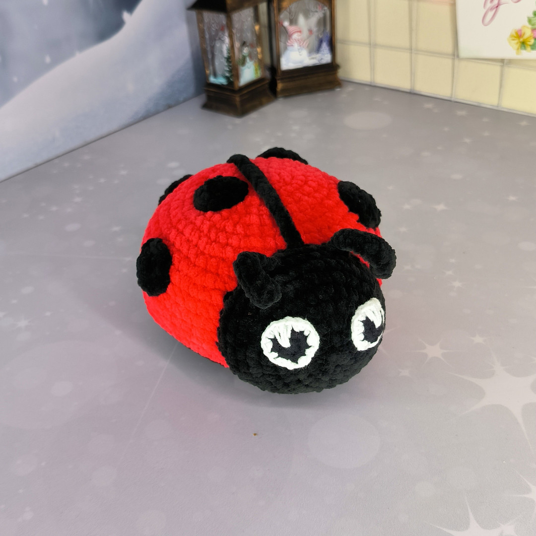 Божья коровка — схема амигуруми