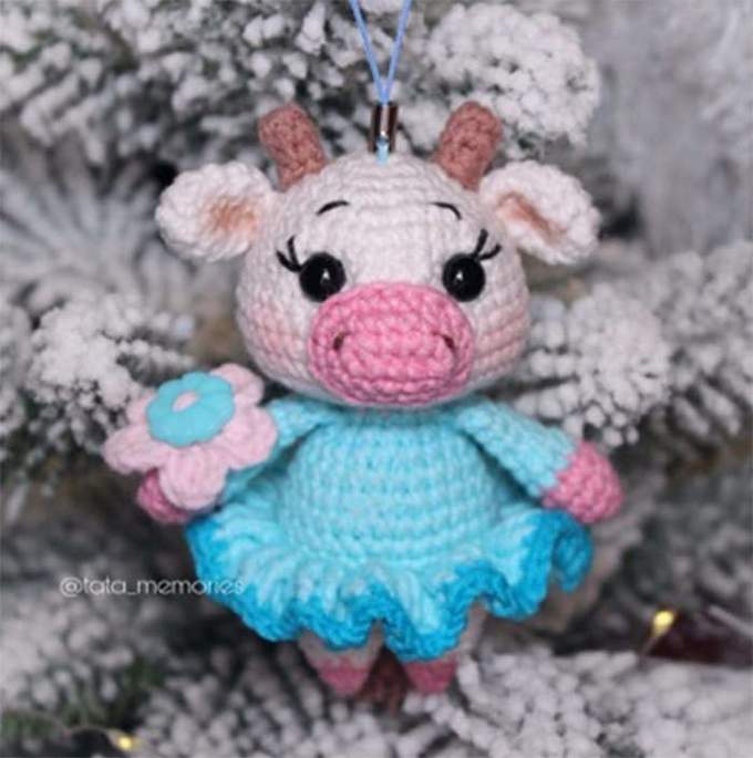 Коровка Малышка — схема амигуруми