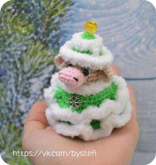 Коровушка в костюме ёлочки — этап 13