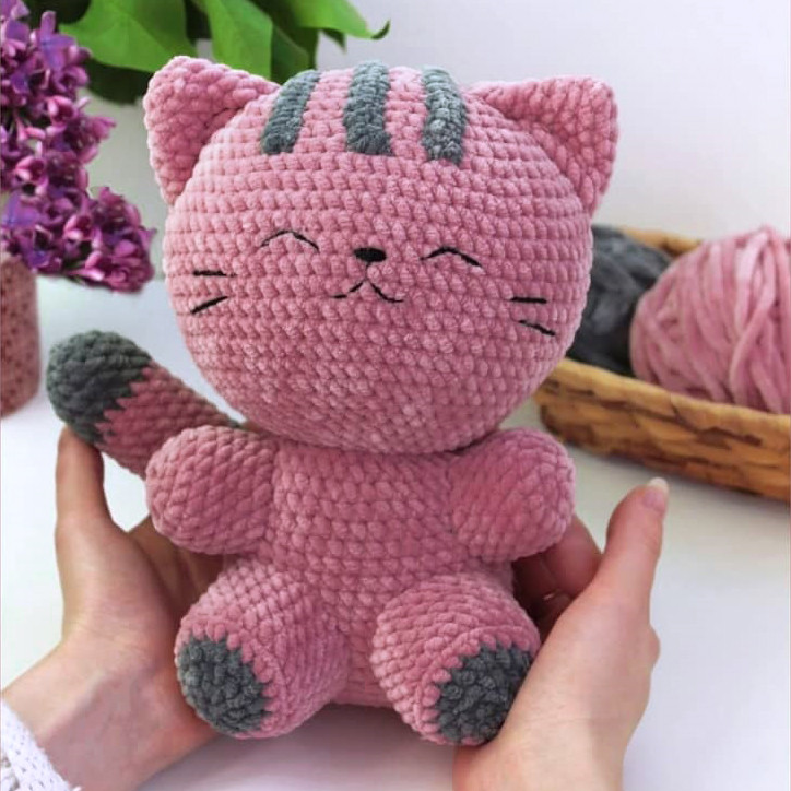 Котик Плюша — схема амигуруми