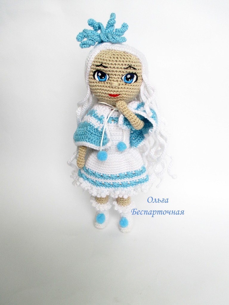 Кукла Снежинка — схема амигуруми