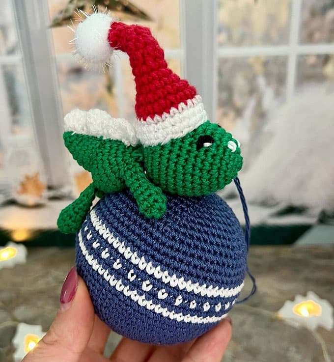 Ёлочная игрушка Дракончик — схема амигуруми