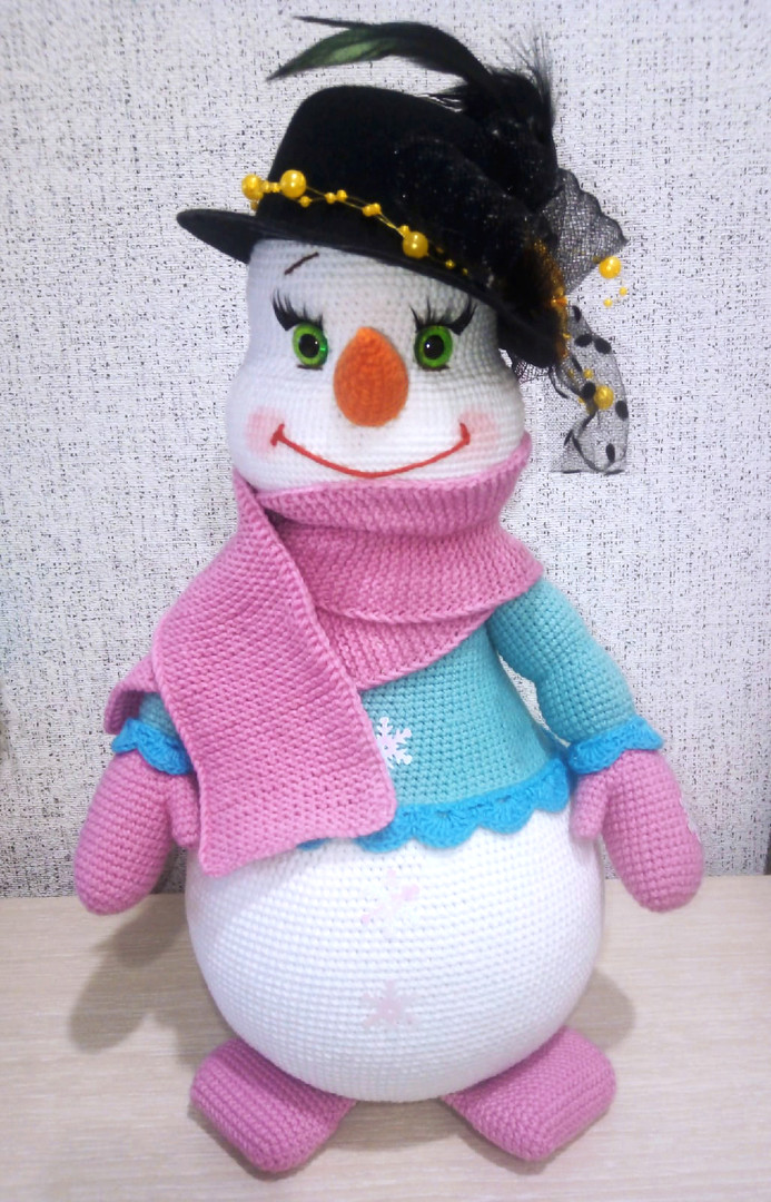 Мадам Брошкина — схема амигуруми