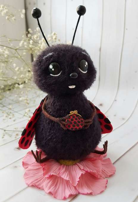Малышка божья коровка — этап 10
