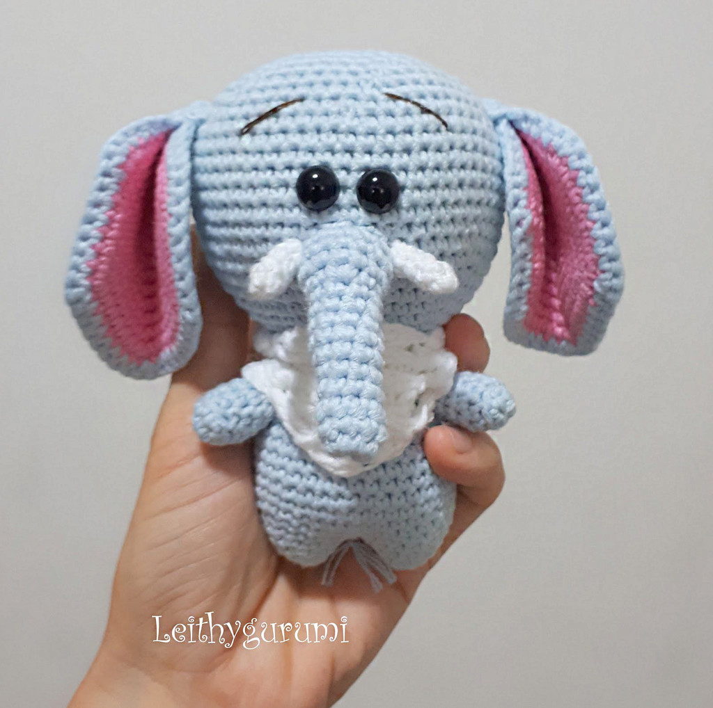 Милый маленький слоник — схема амигуруми