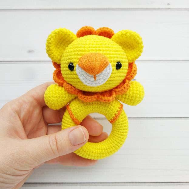 Погремушка Львёнок — фото сборки